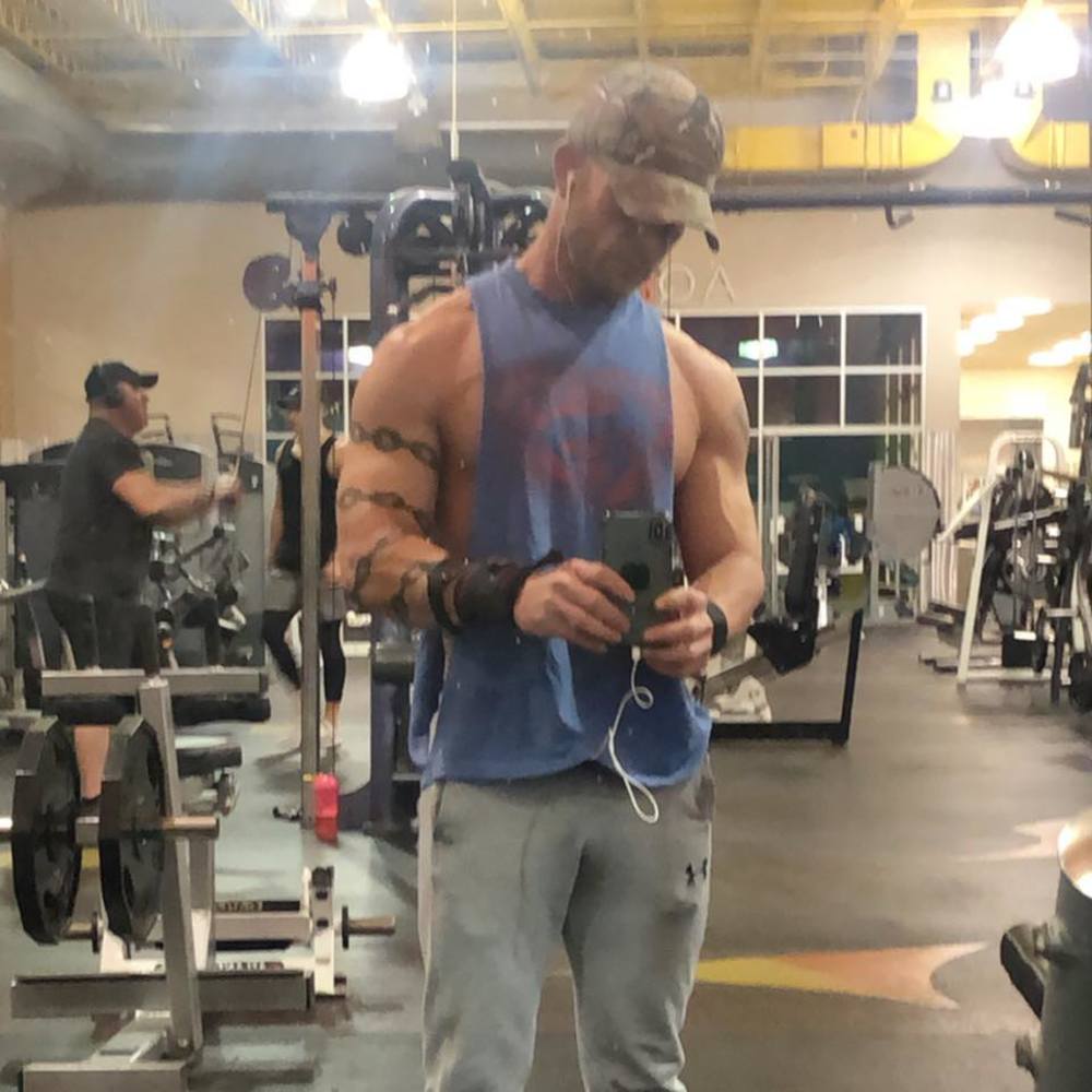 Meet your Posher, Robbie